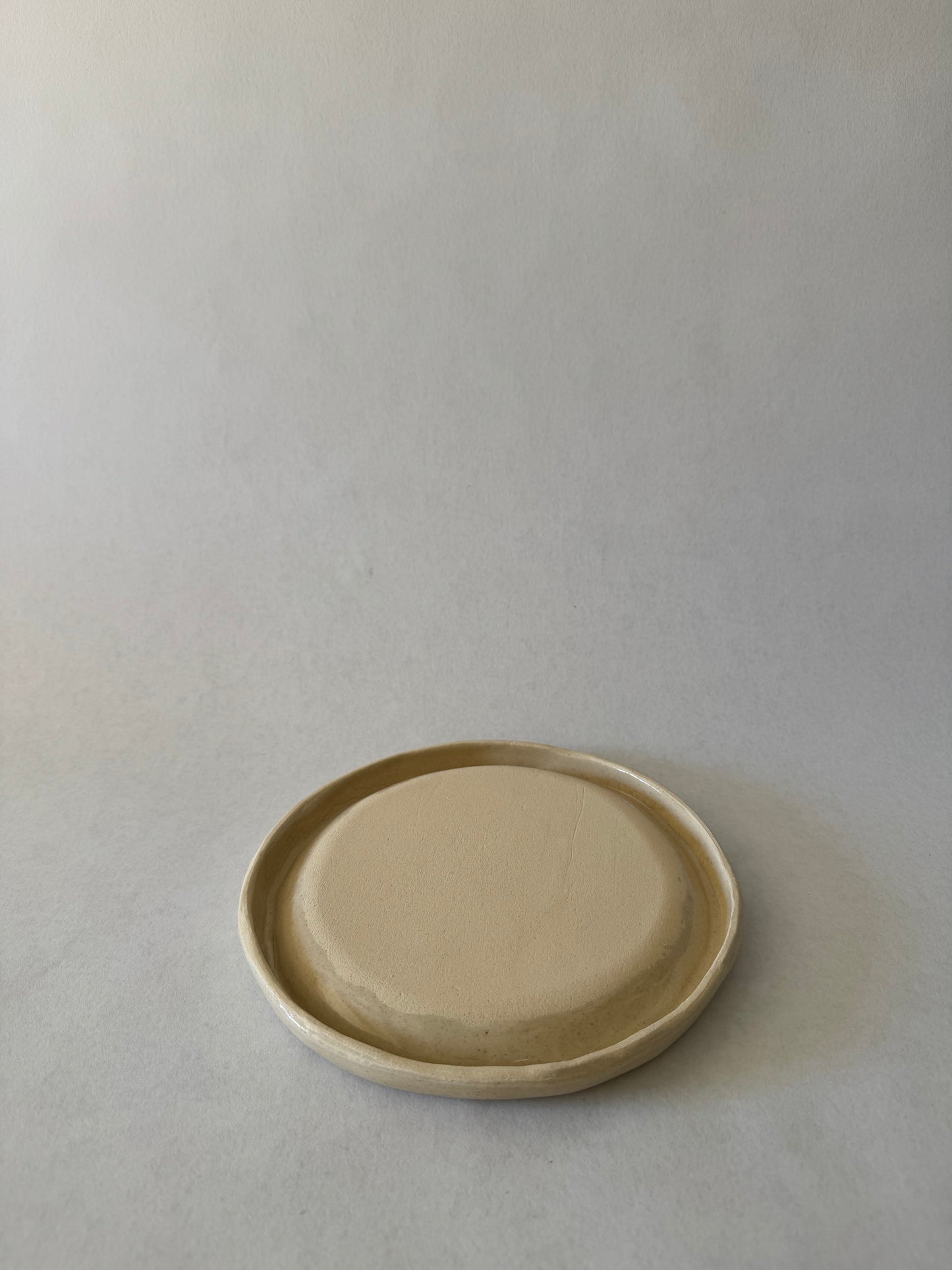 Solis - Assiette ronde plate