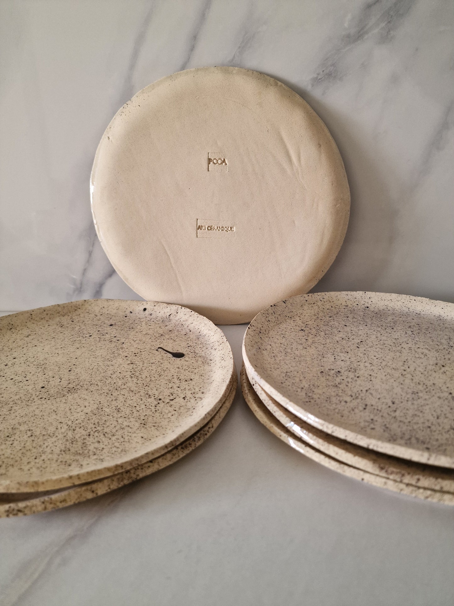 Poérava - petite assiette plate