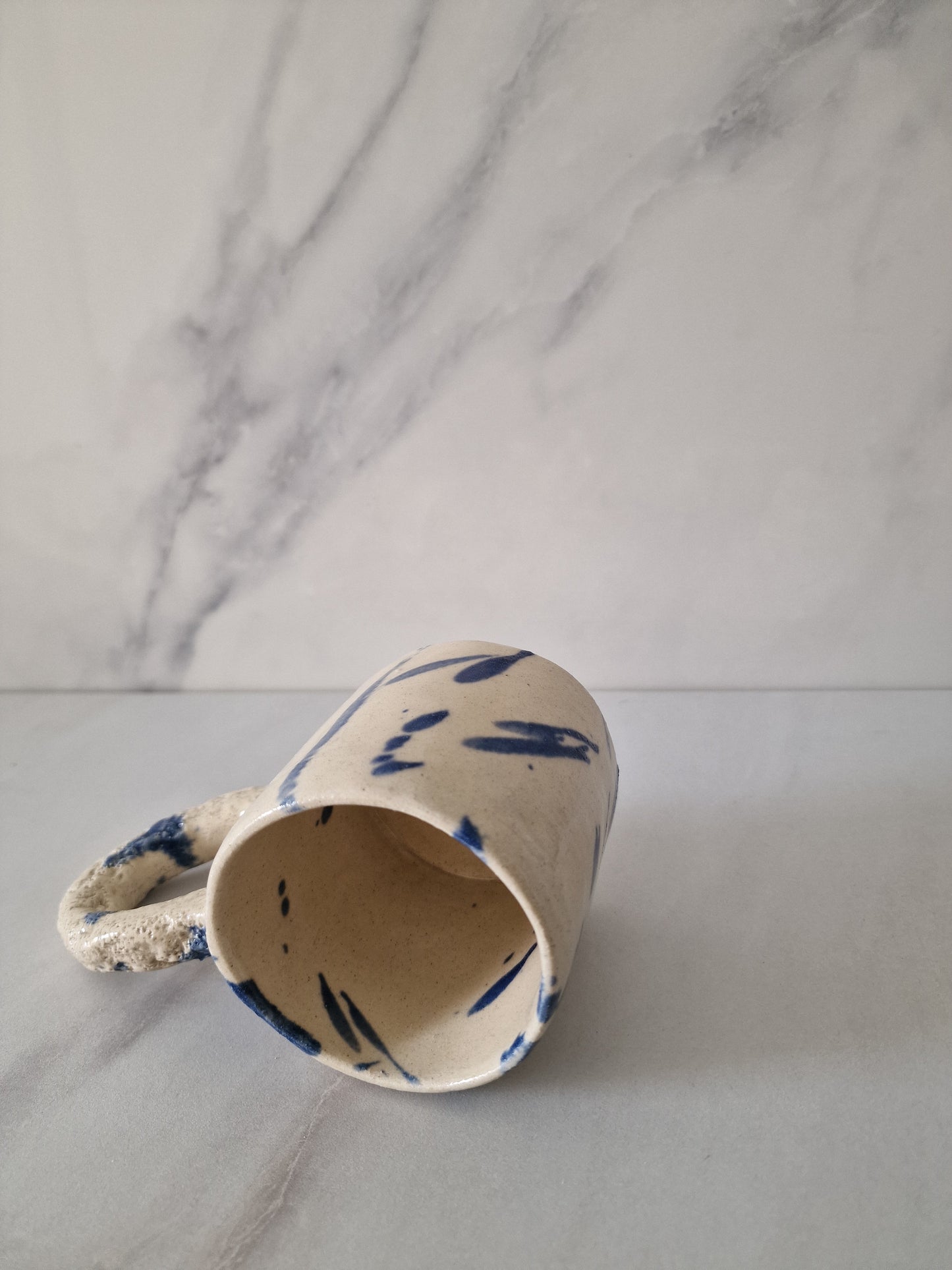 La Mousse - tasse bleu projeté