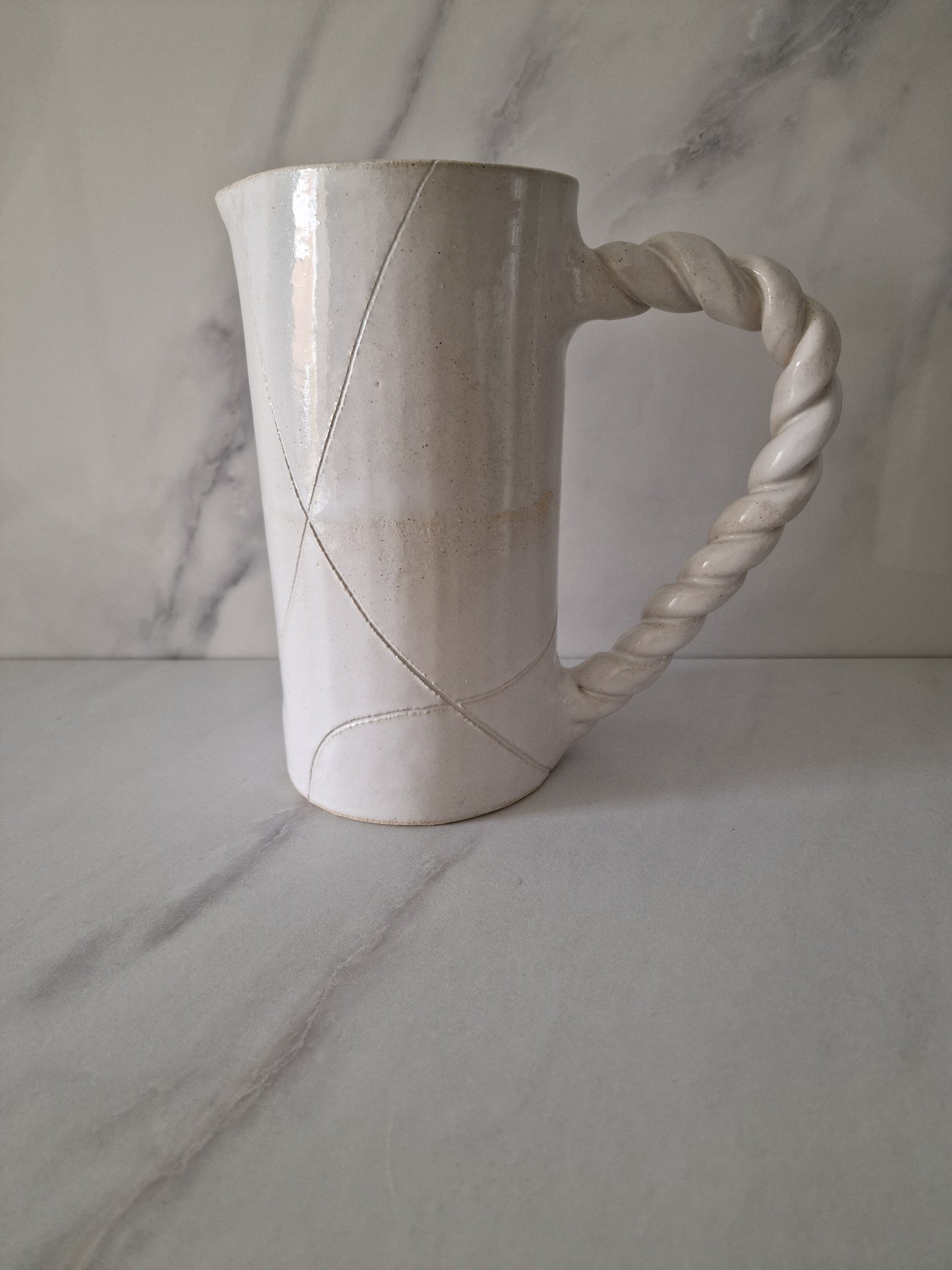 The Basket - carafe