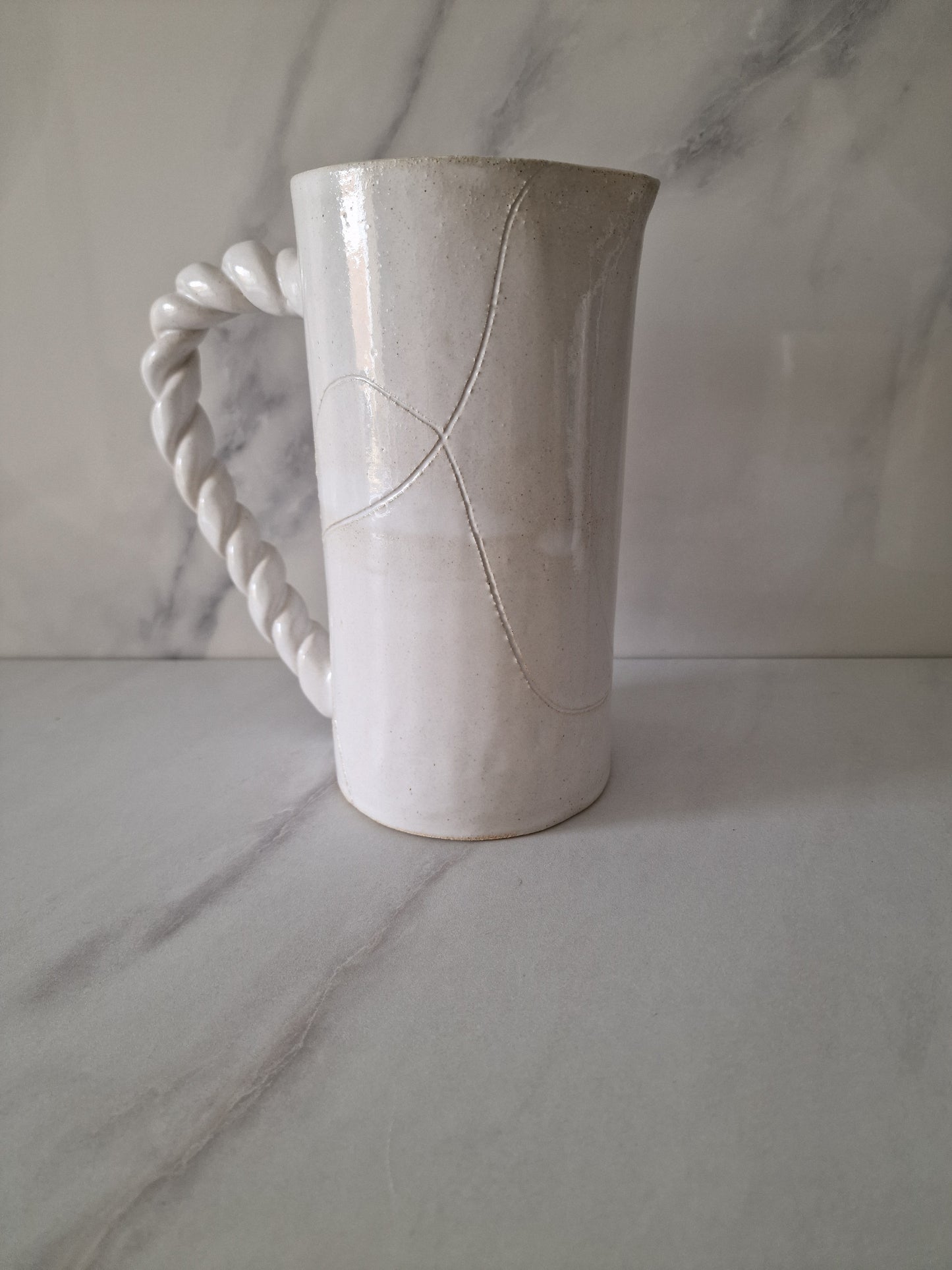 The Basket - carafe
