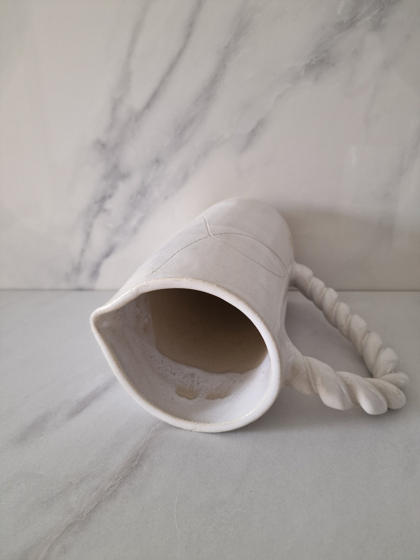 The Basket - carafe