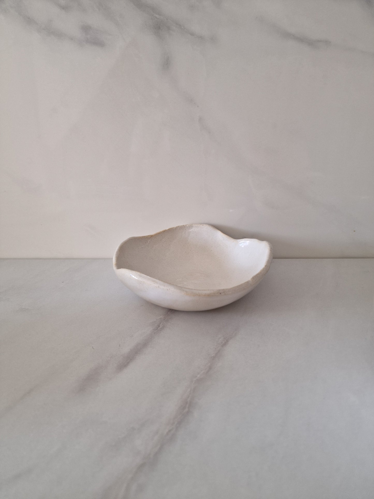 Cirrus - hollow honeycomb plate