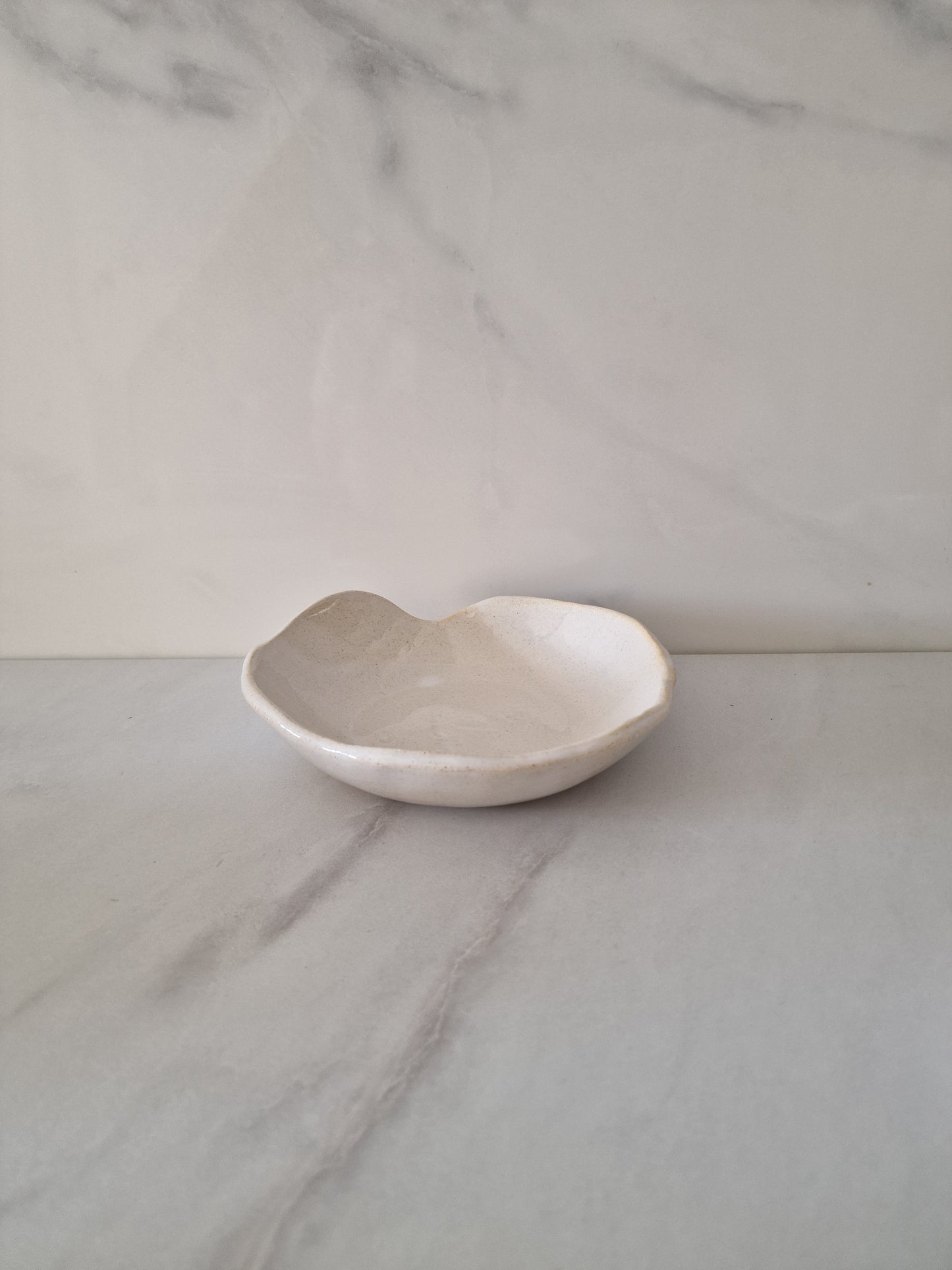 Cirrus - hollow honeycomb plate