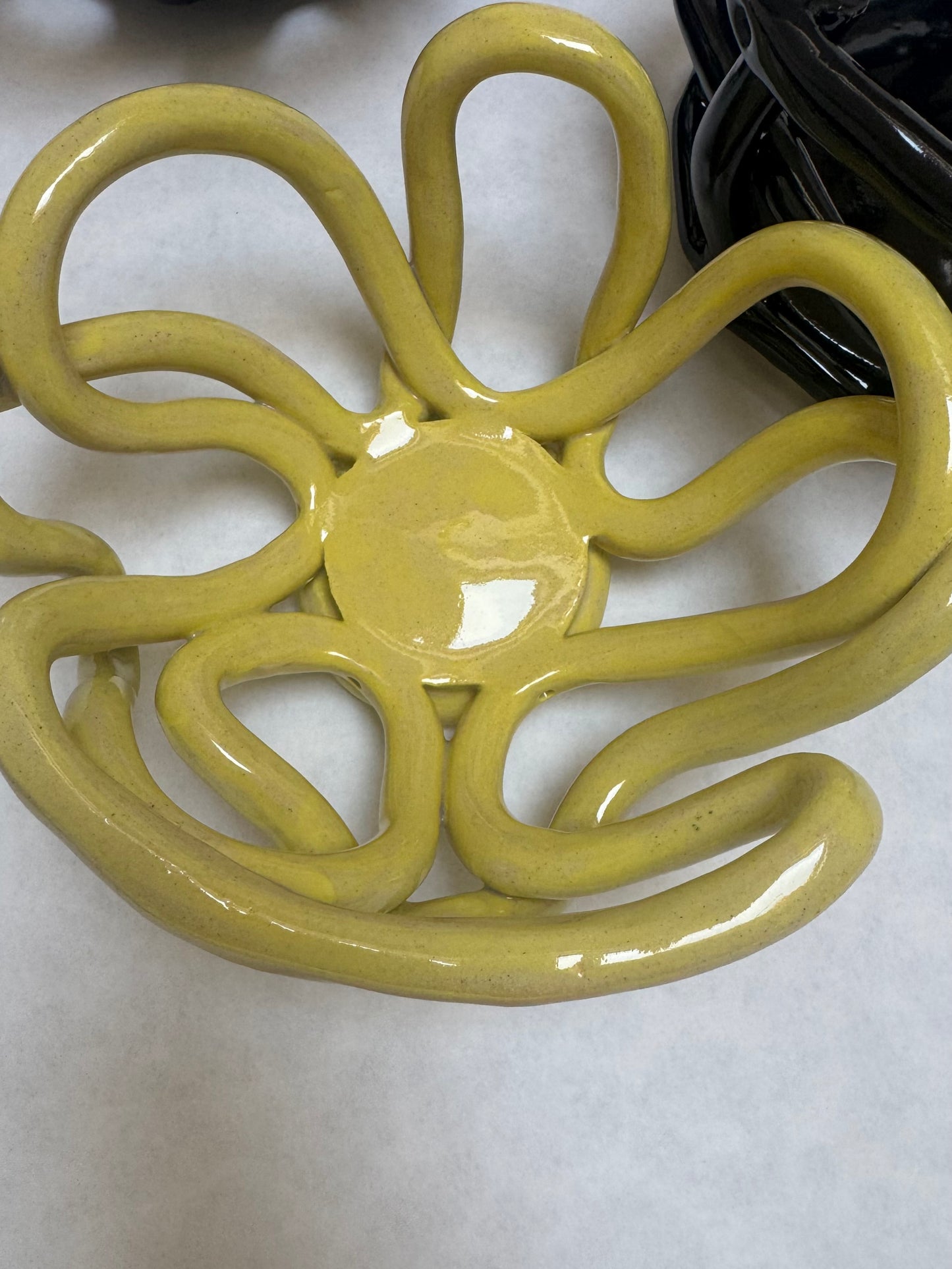 Corbeille - jaune 004