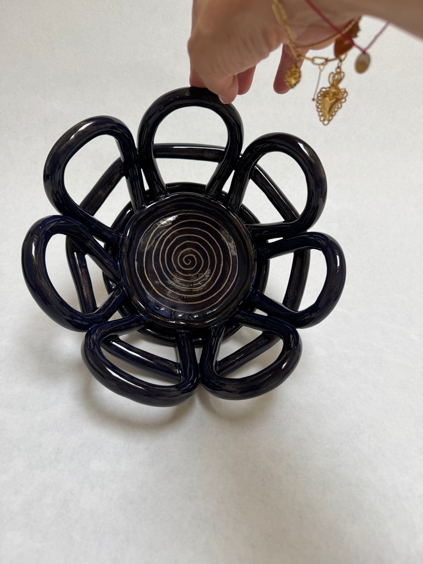 Corbeille noire 008