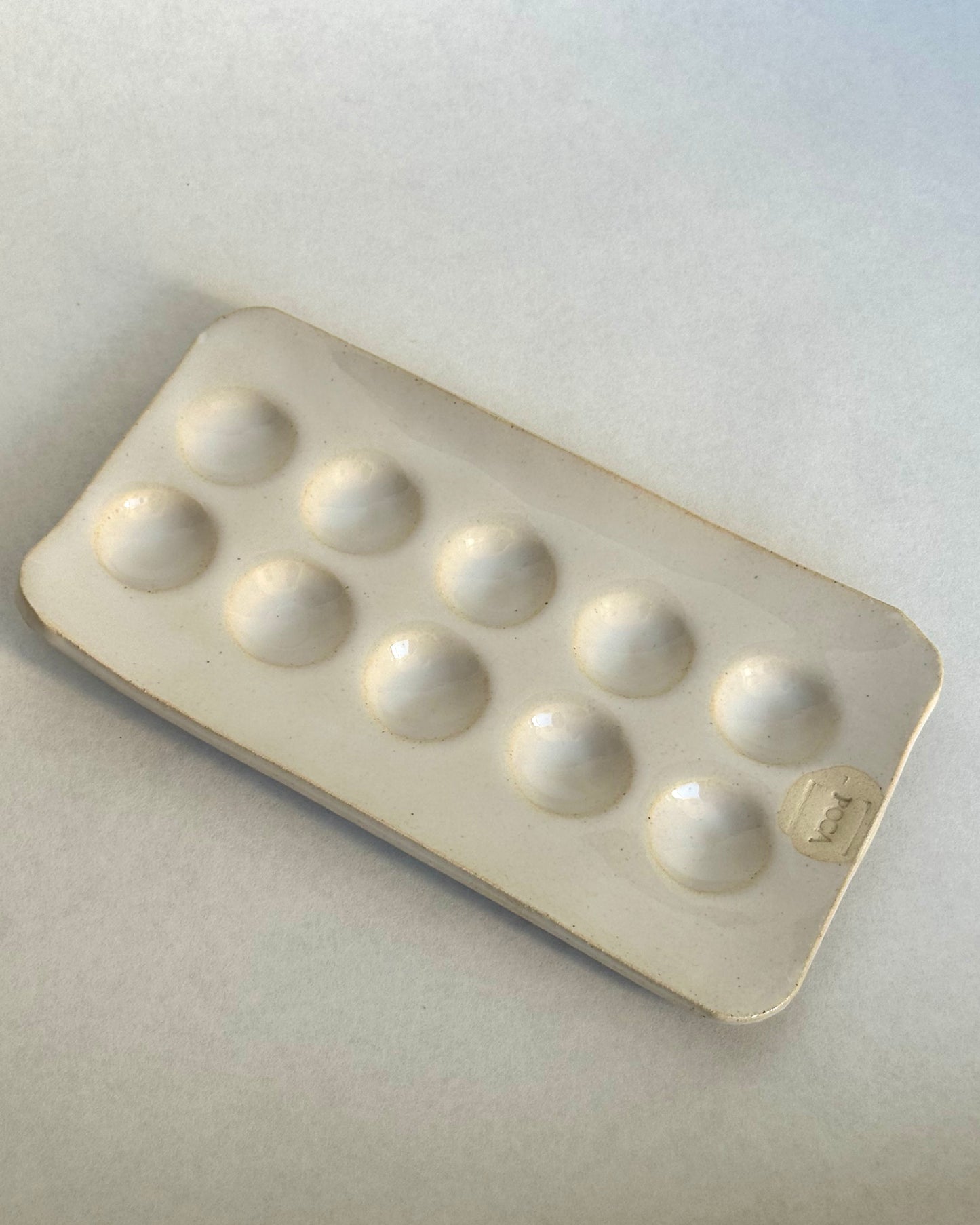 White - large egg holder