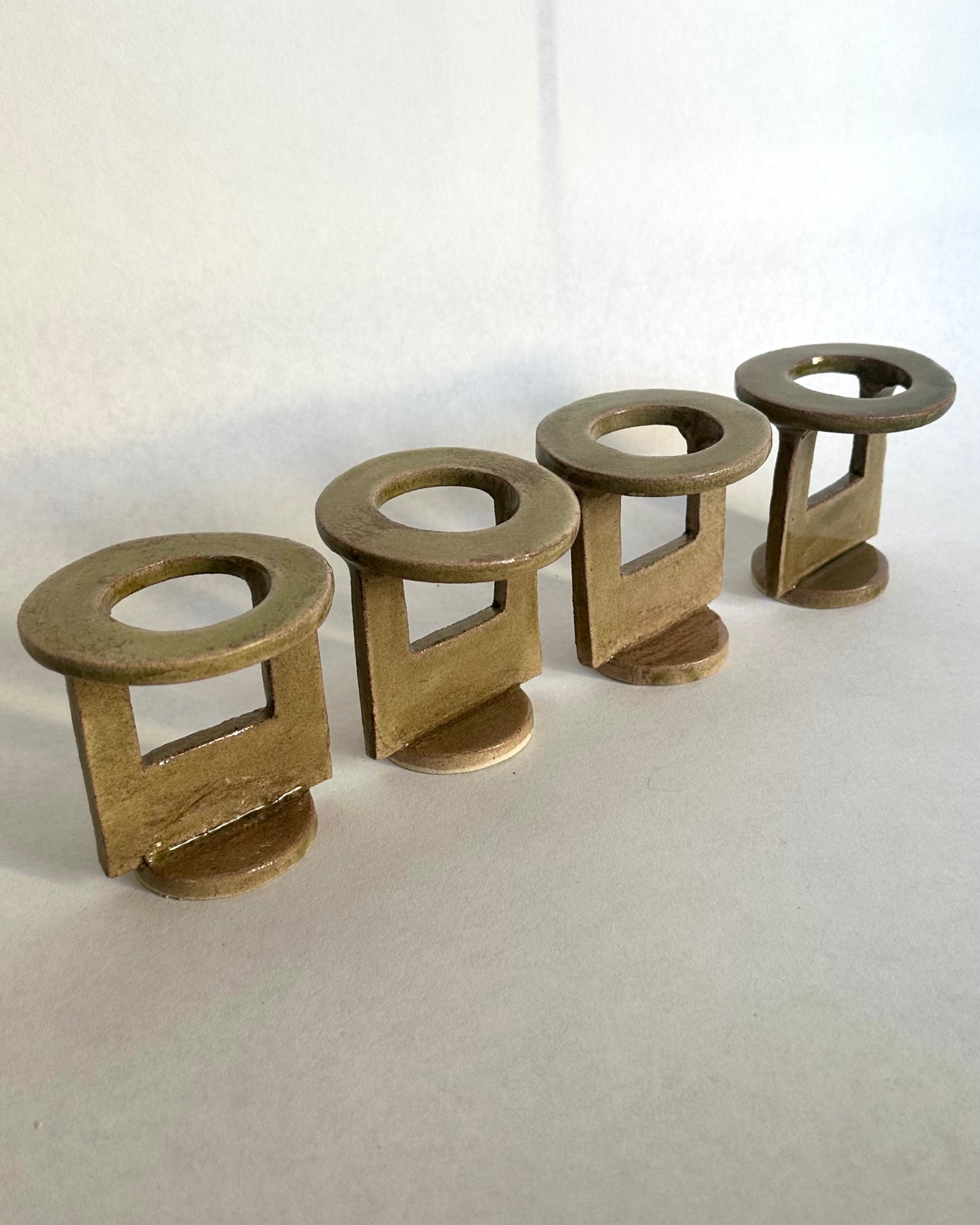 Balance - set of 4 raw khaki egg cups