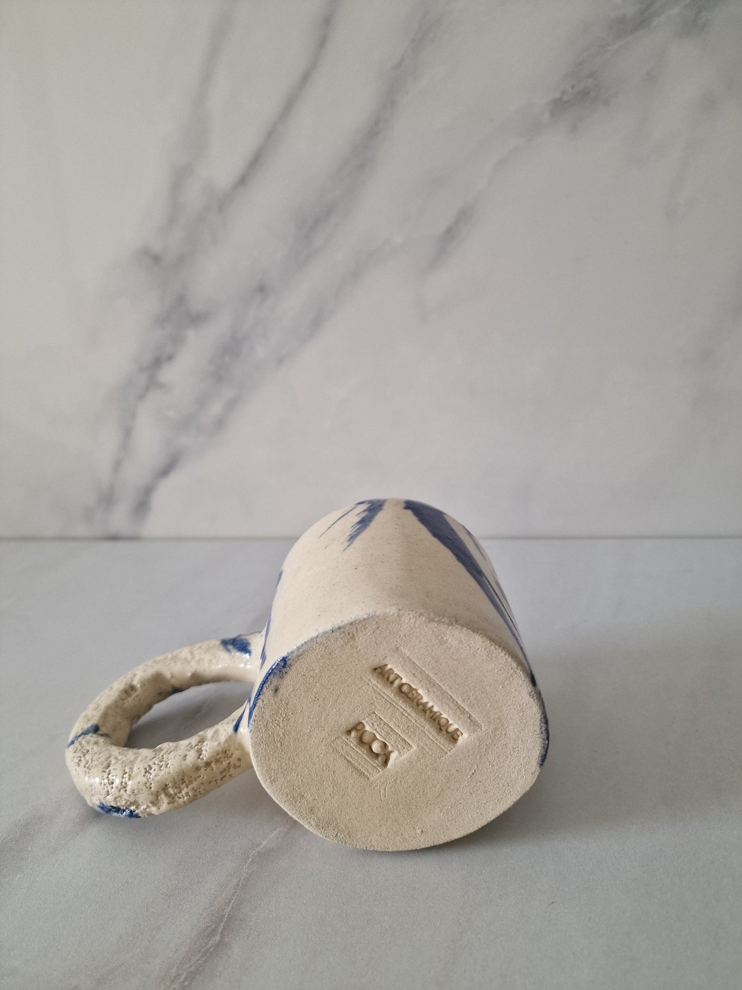 La Mousse - tasse bleu projeté
