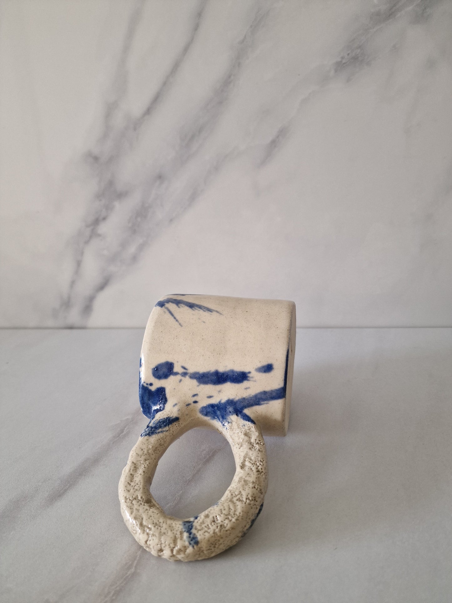 La Mousse - tasse bleu projeté