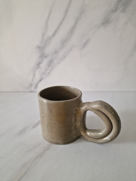 The Snail - khaki green mug