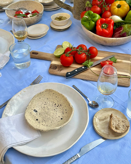 Poérava - hollow honeycomb plate 