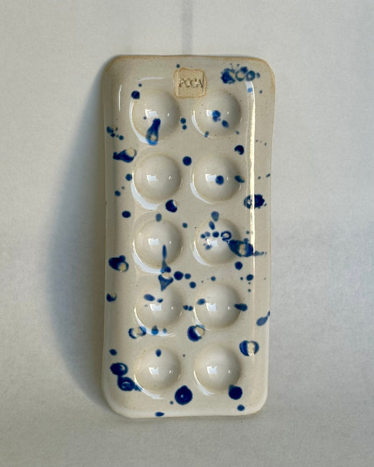 Nougat - egg holder