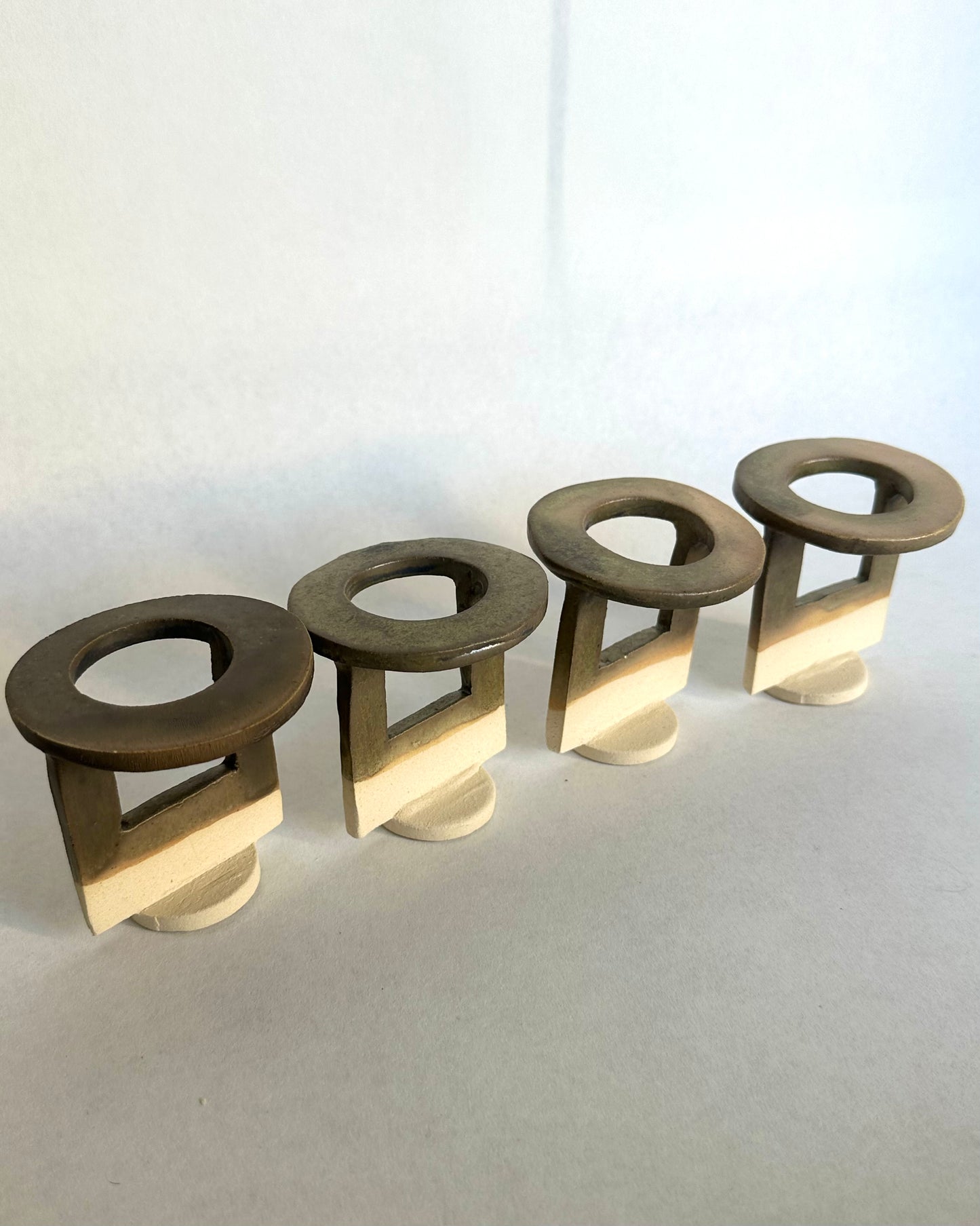 Balance - set of 4 half khaki egg cups